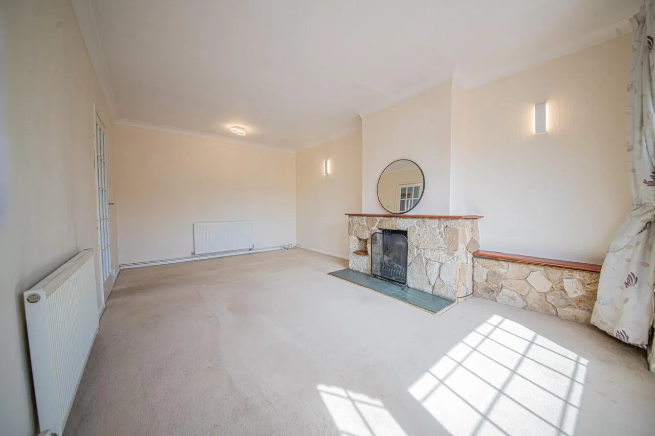 Boyatt Crescent, Allbrook, Eastleigh, Hampshire, SO50 4LP, photo 3