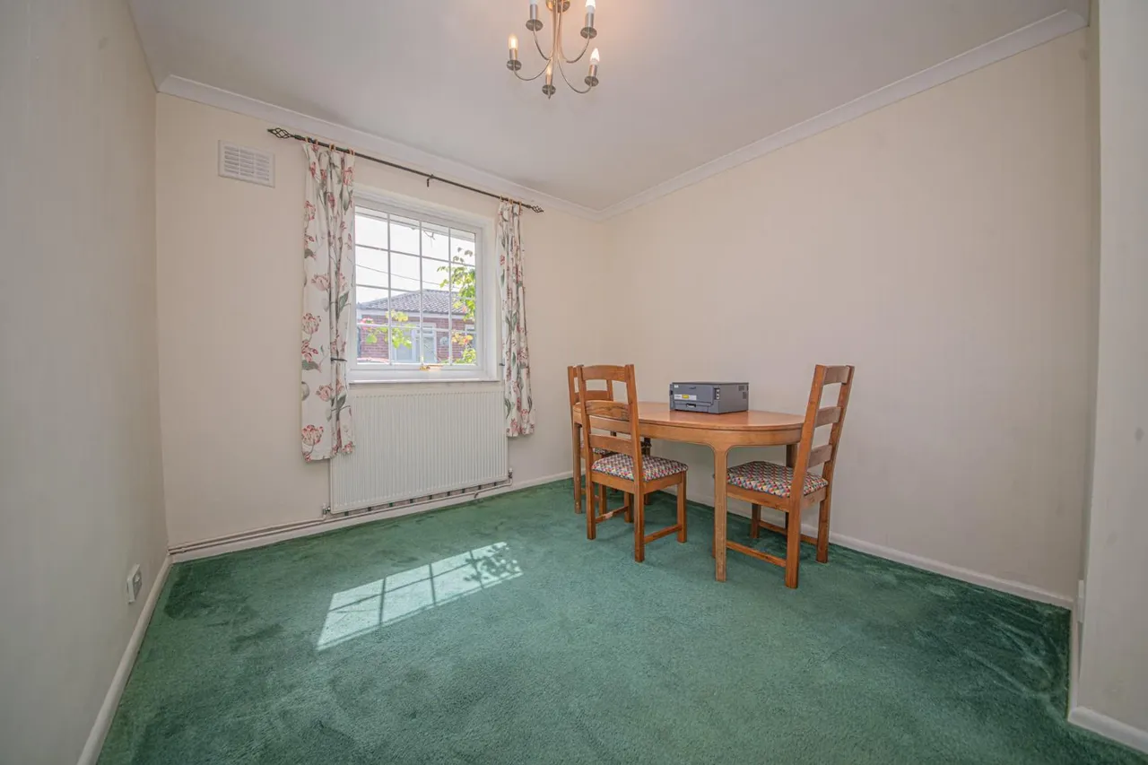 Boyatt Crescent, Allbrook, Eastleigh, Hampshire, SO50 4LP, photo 4