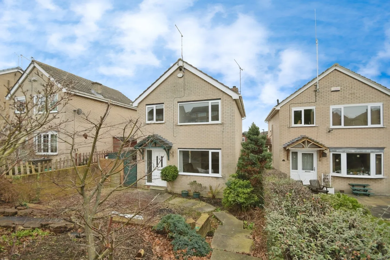 Millbank Close, High Green, Sheffield, S35, photo 2