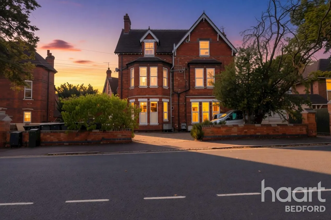 Lansdowne Road, Bedford, MK40, photo 8