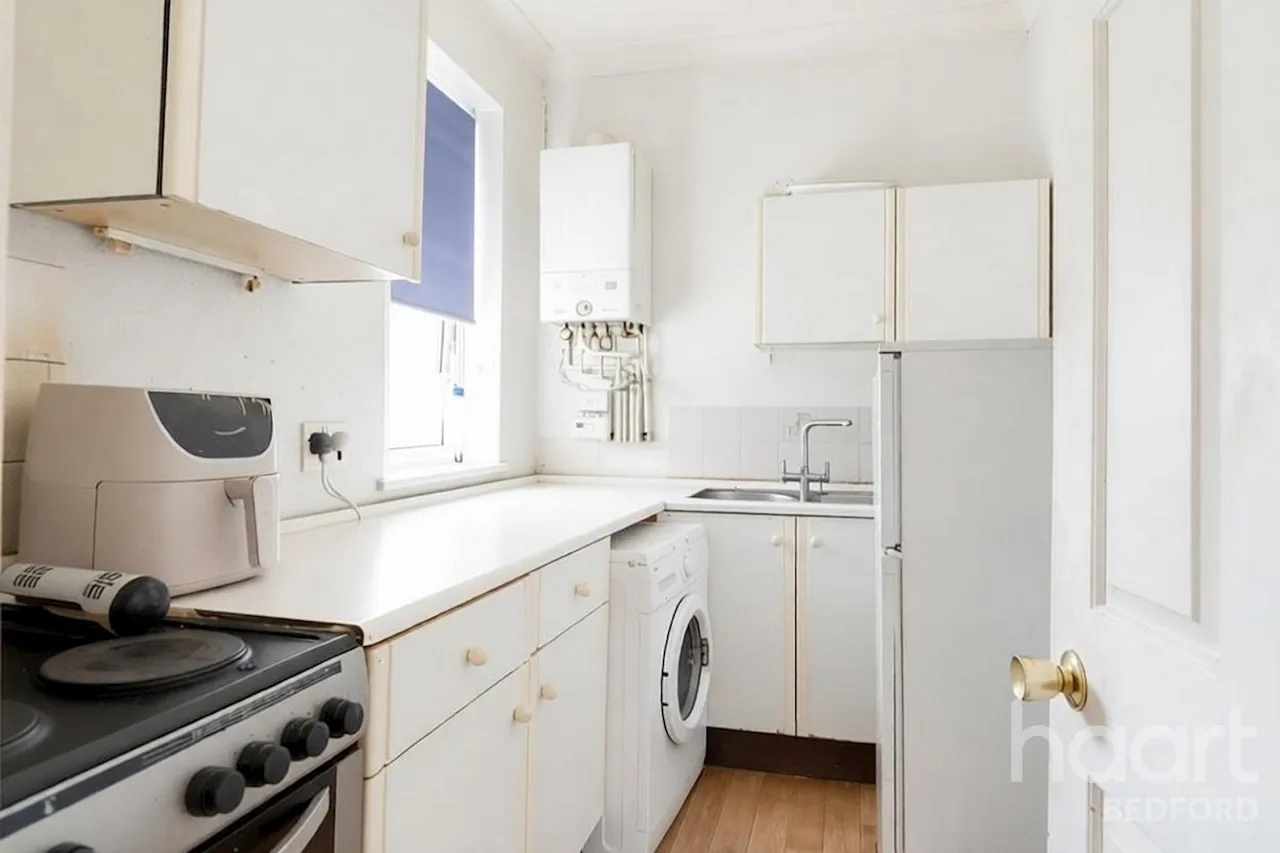 Lansdowne Road, Bedford, MK40, photo 3