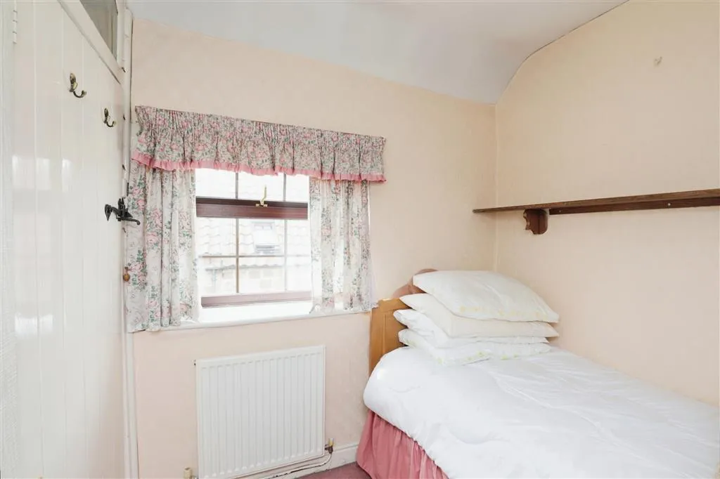 Laughton Road, Dinnington, SHEFFIELD, photo 8
