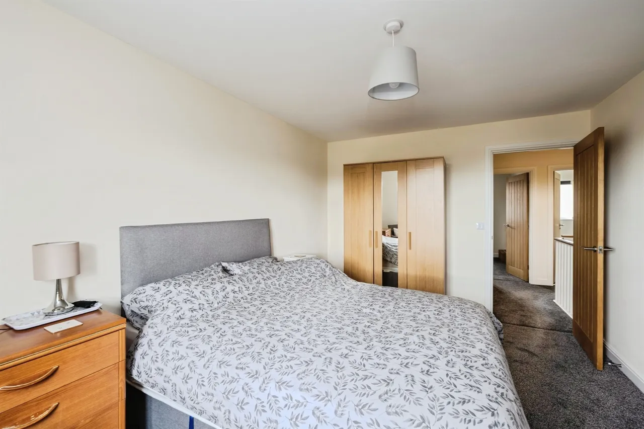 Clos Coed Derw Llanelli, SA14, photo 19