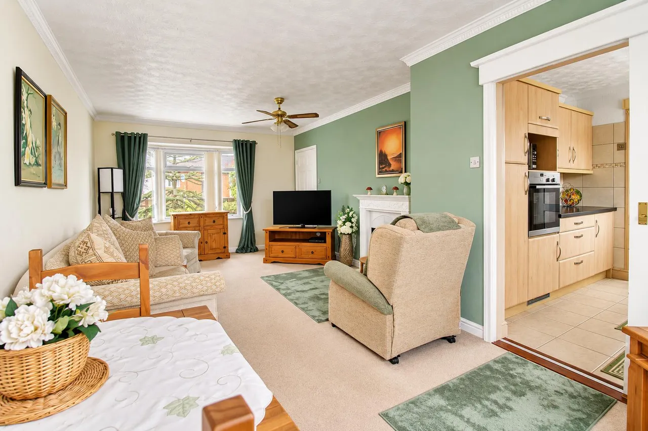 Hobart Road, Cannock, WS12, photo 4