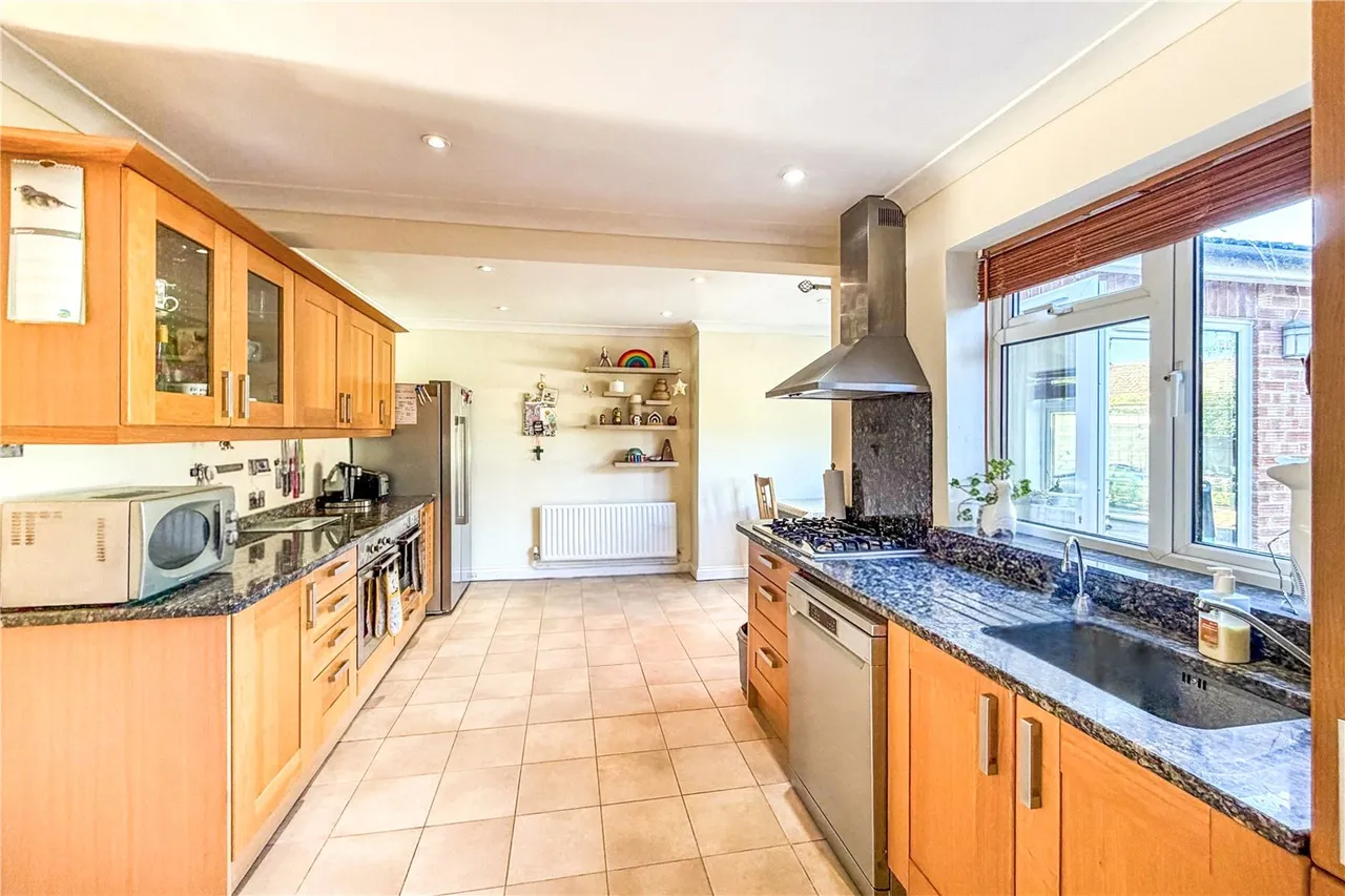 Farm Road, Aldershot, Hampshire, GU12 4UQ, photo 5