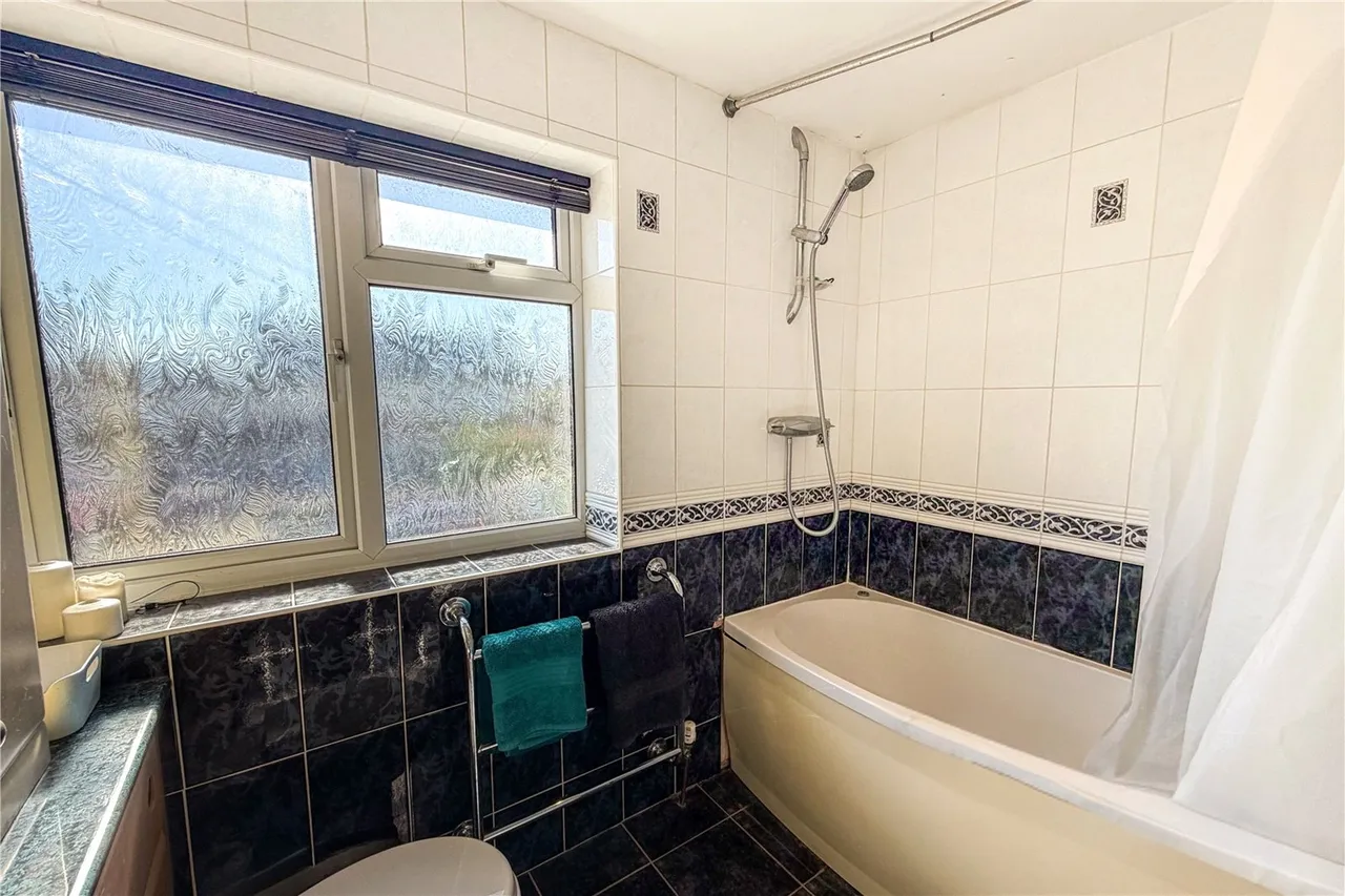 Farm Road, Aldershot, Hampshire, GU12 4UQ, photo 18