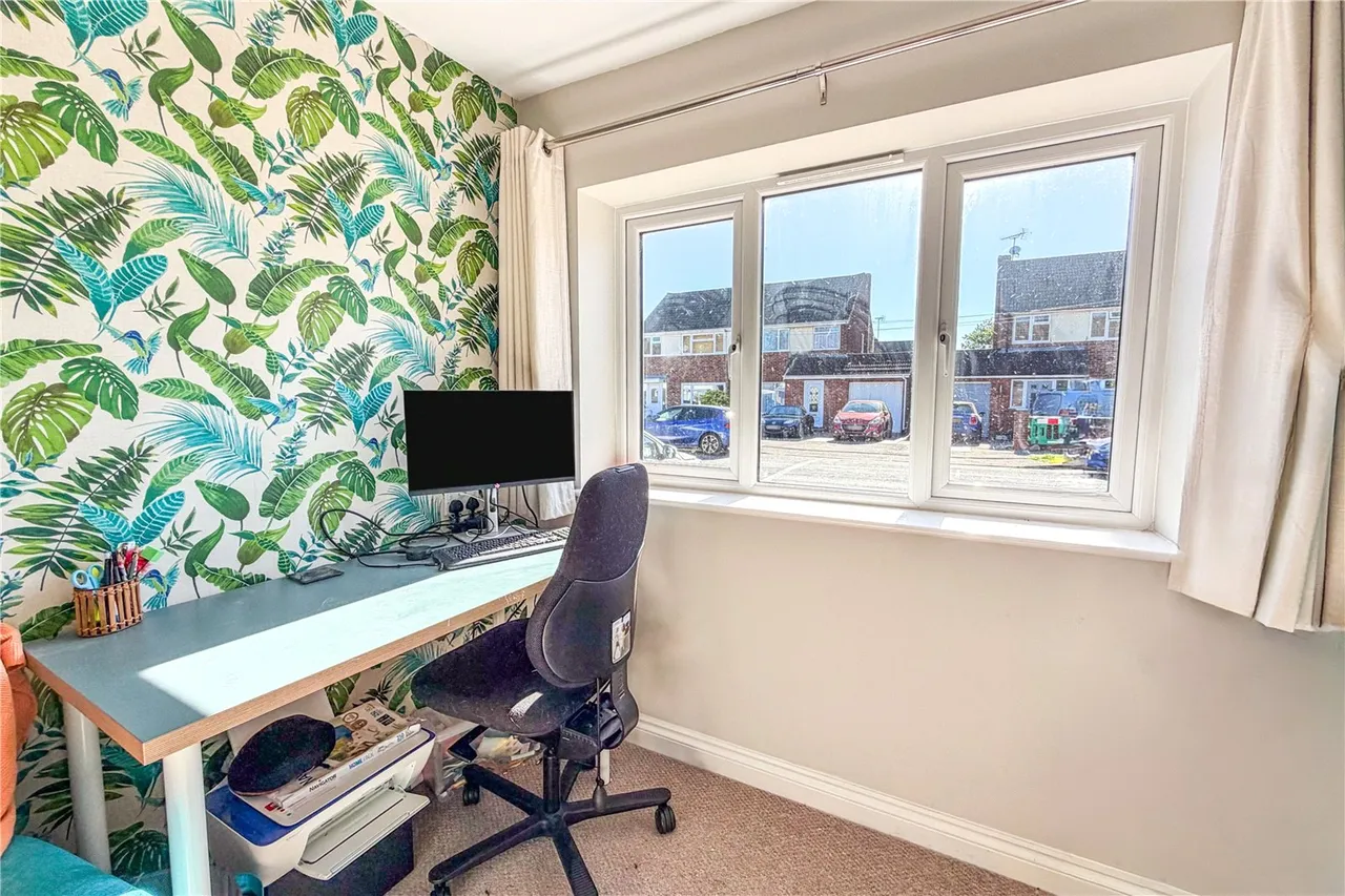 Farm Road, Aldershot, Hampshire, GU12 4UQ, photo 14