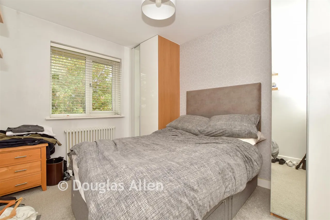 Church Road, Buckhurst Hill, IG9, photo 6