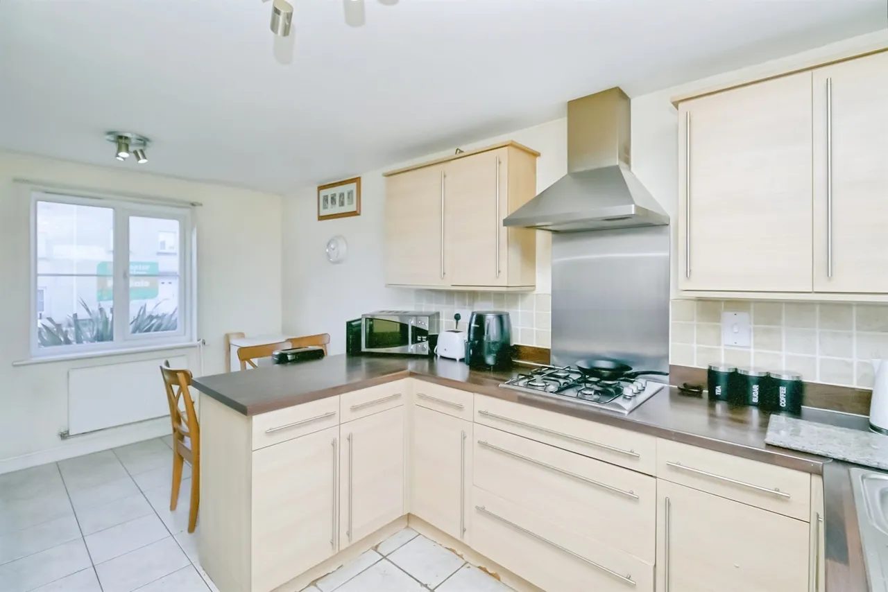 Kingfisher Road, Bridgend, CF33, photo 4