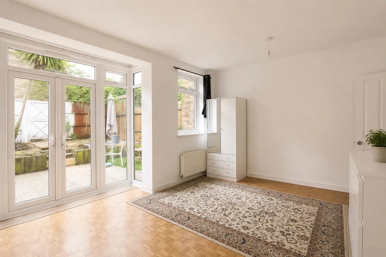 Chartfield Avenue, London, SW15, photo 2