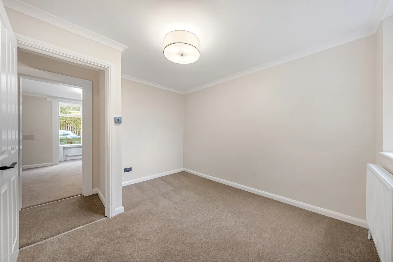 Athol Road, Erith, DA8 1PT, photo 4