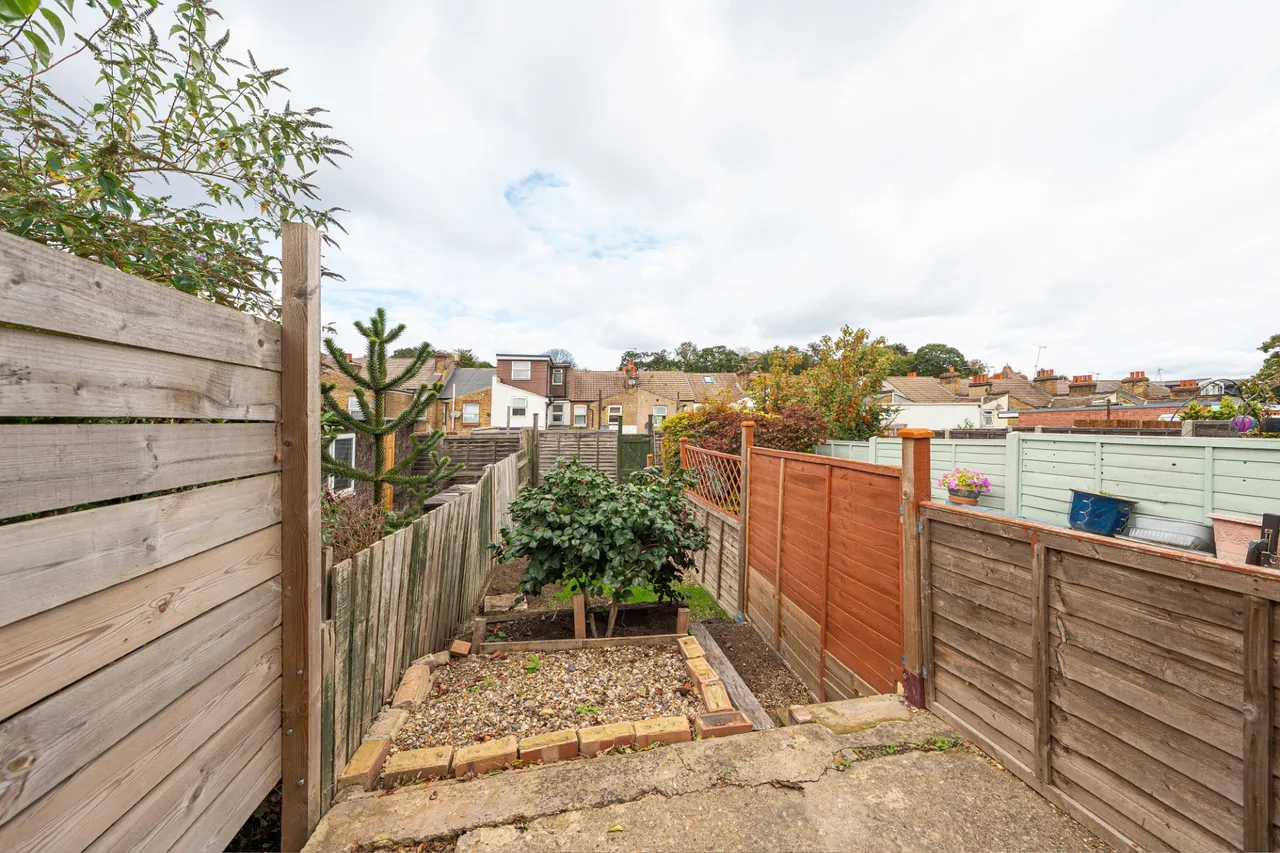 Athol Road, Erith, DA8 1PT, photo 11