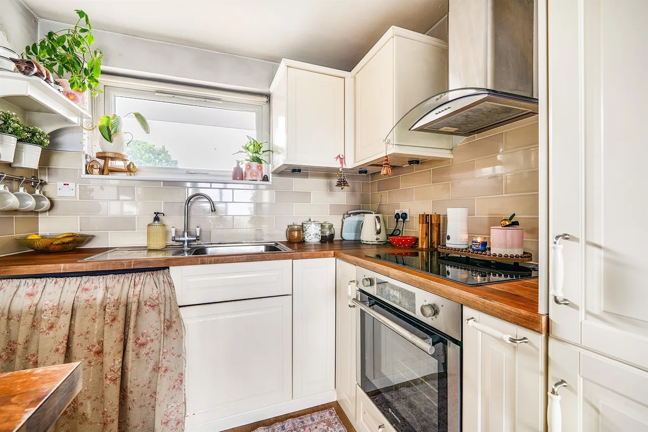 Hansart Way, Enfield, EN2, photo 3