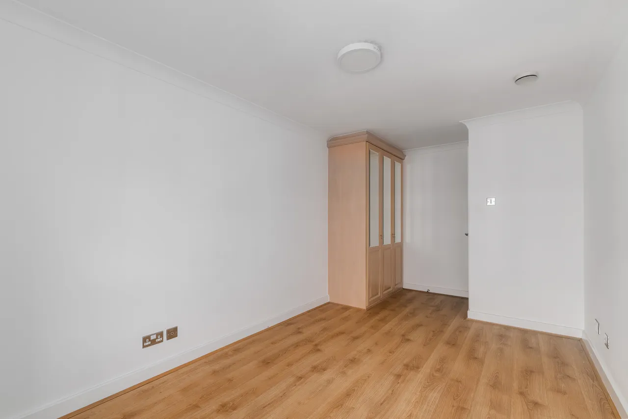 High Timber Street, London, EC4V, photo 12
