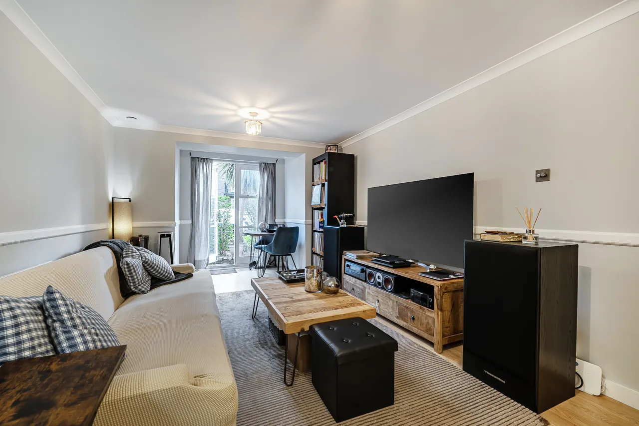 73 Brompton Park Crescent, London, photo 5