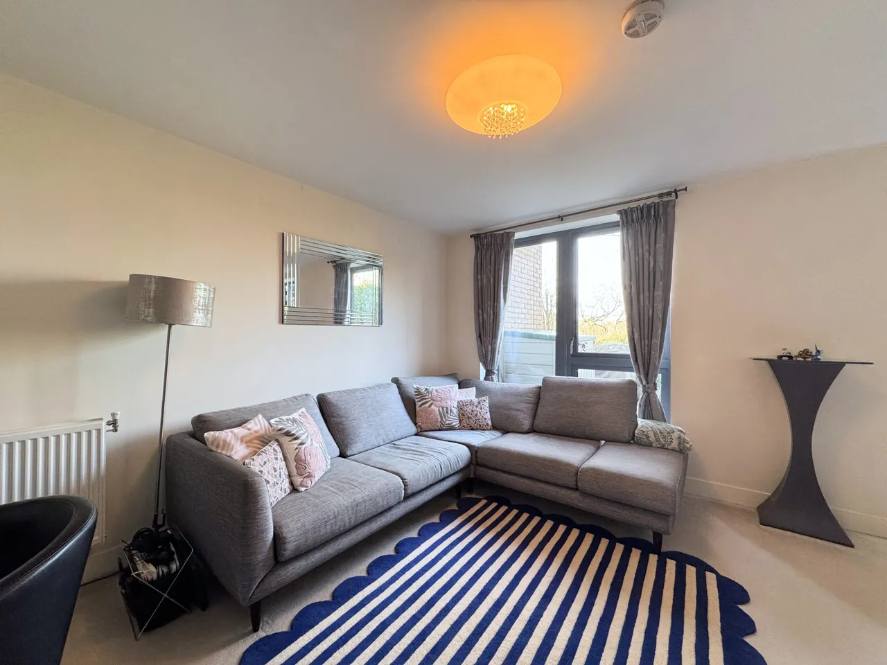 Nobel Close, Theodor Court, NW9, photo 7