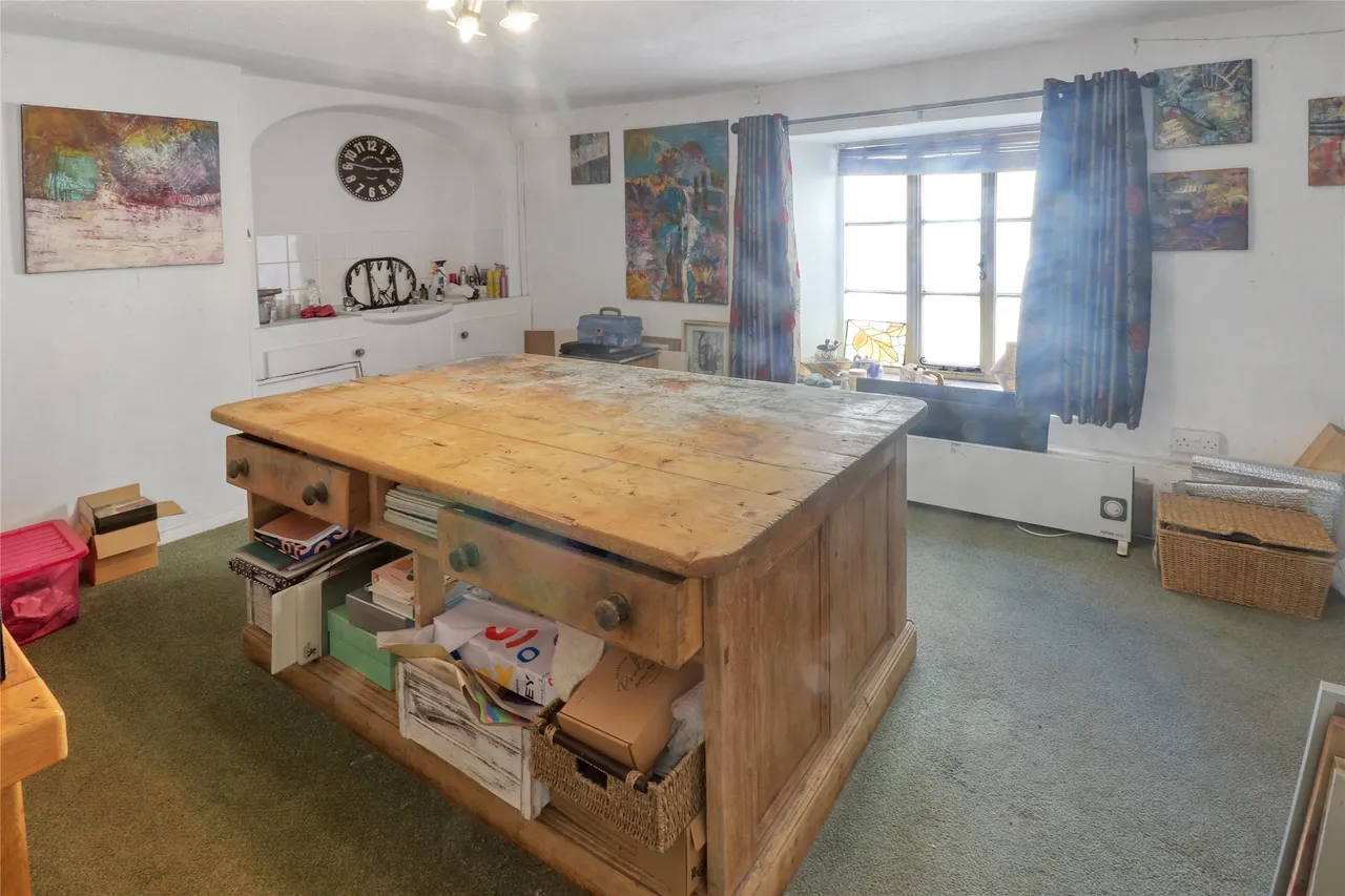 High Street, Wiveliscombe, TA4, photo 24