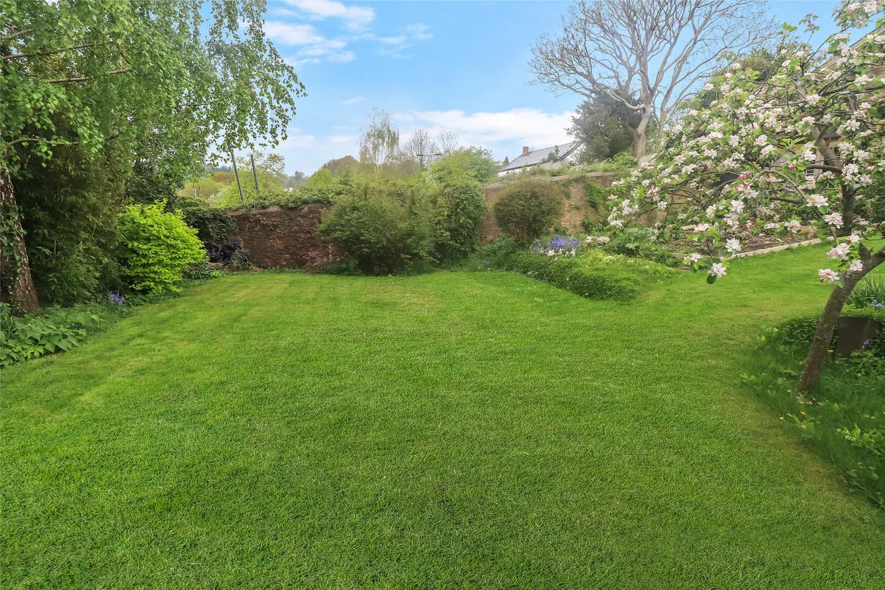 High Street, Wiveliscombe, TA4, photo 4