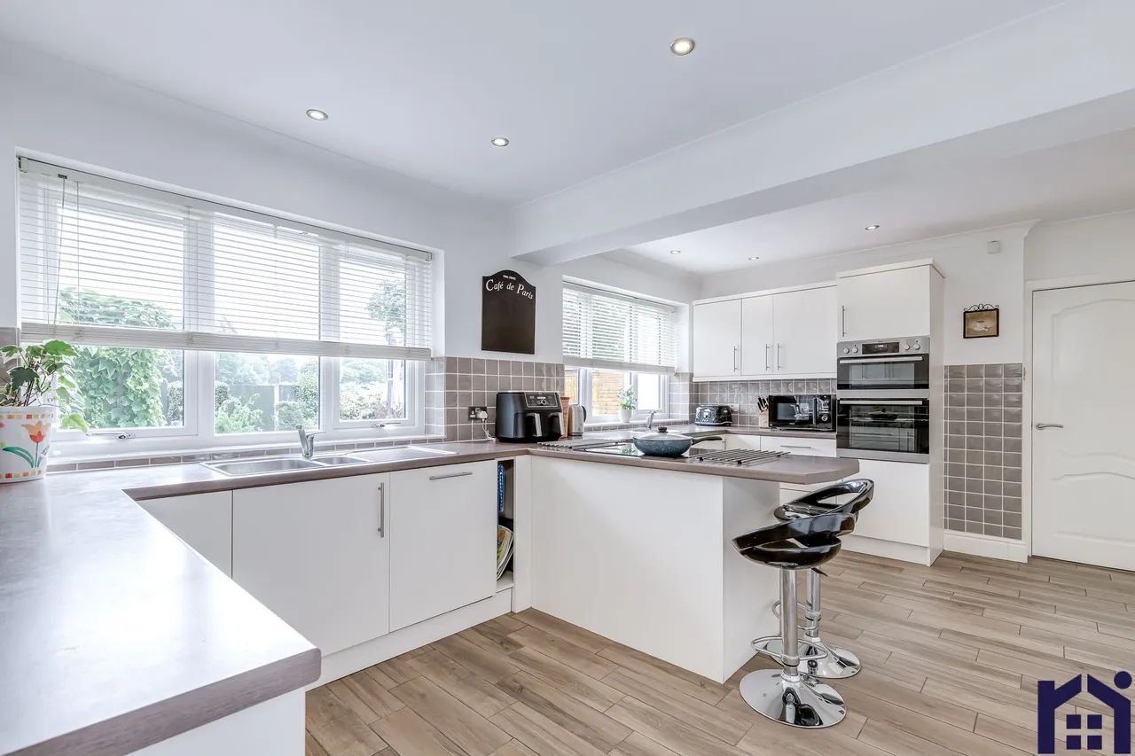 Washington Lane, Euxton, Chorley, PR7 6DE, photo 2