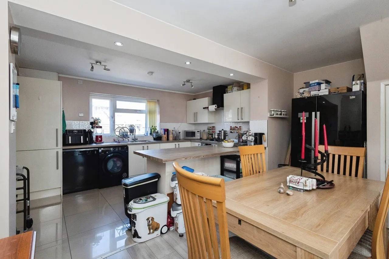 Langfield Crescent, Droylsden, Manchester, Greater Manchester, M43, photo 5