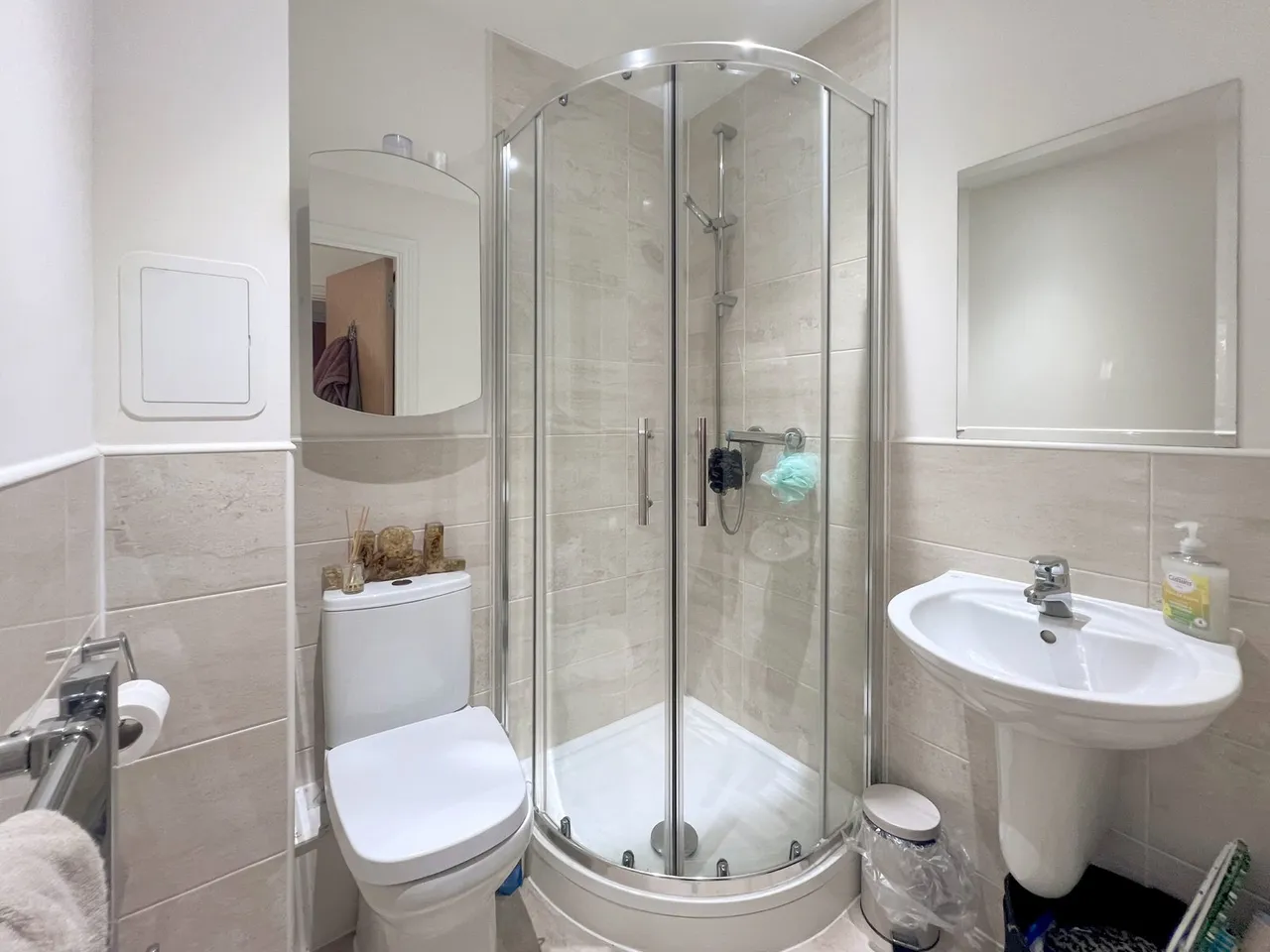 Stafford Avenue, Hornchurch, RM11, photo 5