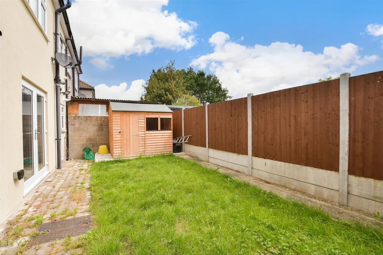 Chadwell Avenue, Romford, RM6, photo 9