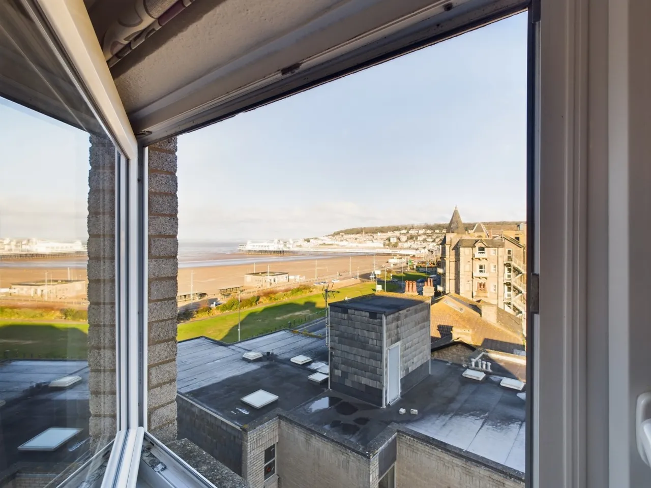 Beach Road, Weston-super-Mare, BS23, photo 2