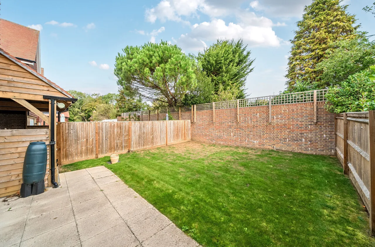 Halstead, Sevenoaks, photo 19