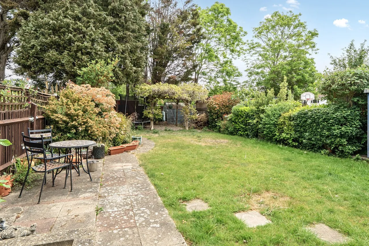 Cedarhurst Drive, SE9, photo 19