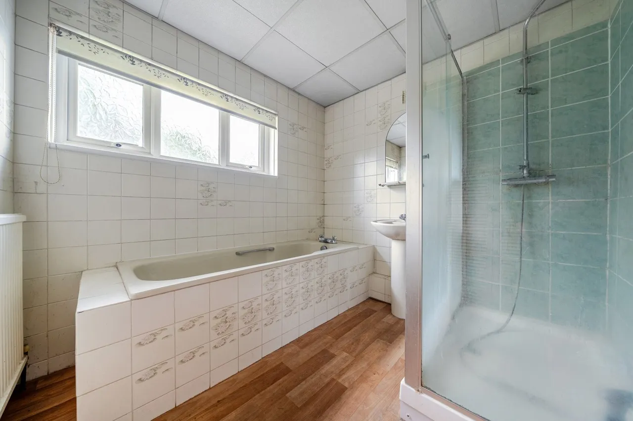 Cedarhurst Drive, SE9, photo 13