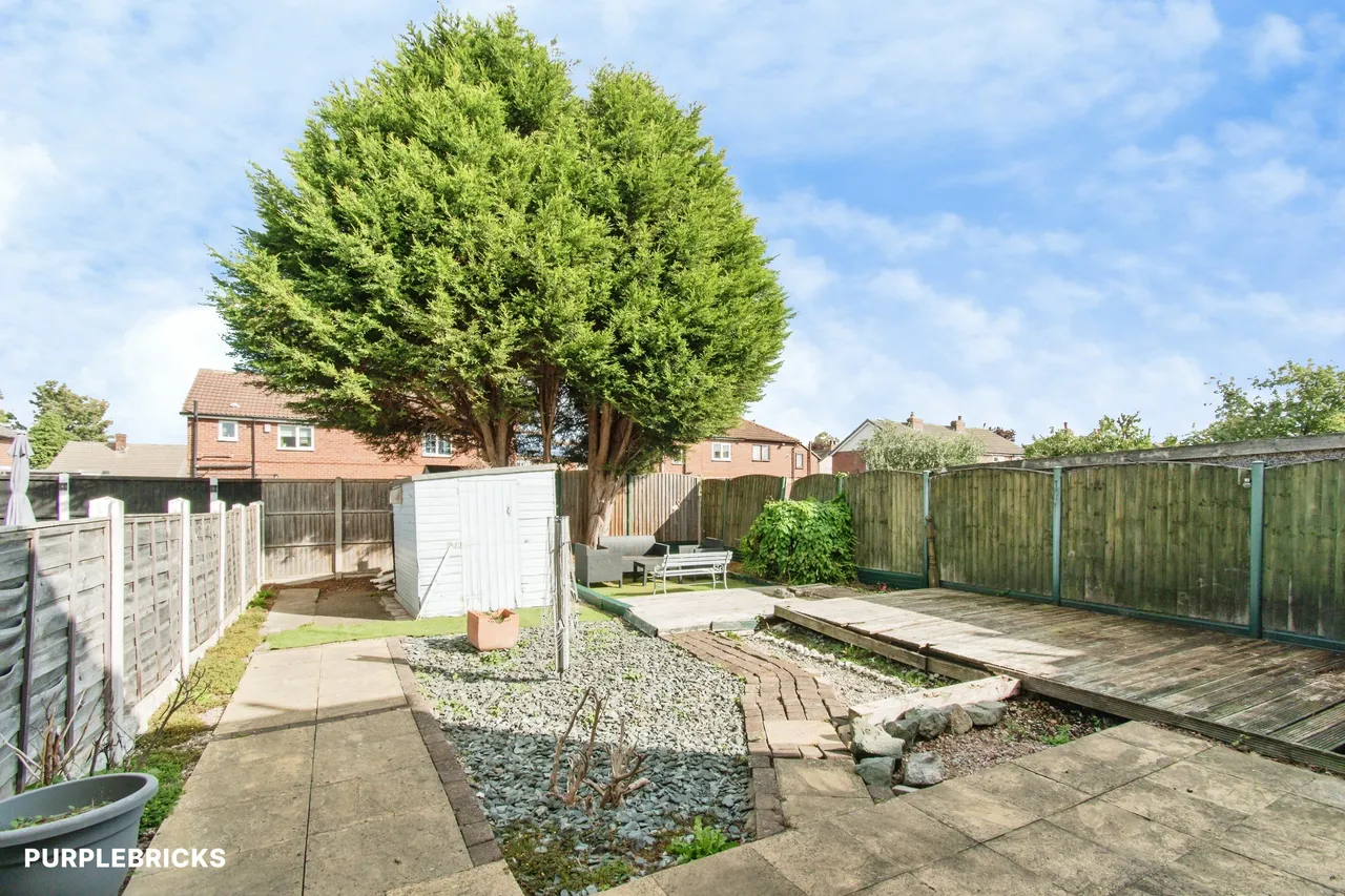 Long Crest, Pontefract, WF8, photo 23