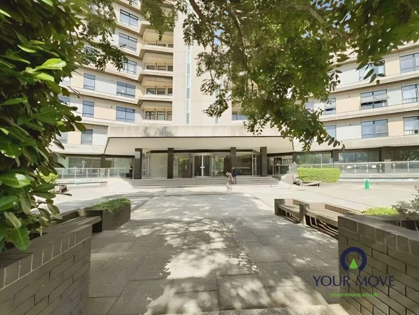 2 bed flat to rent — Park Street, Ashford, Kent, TN24