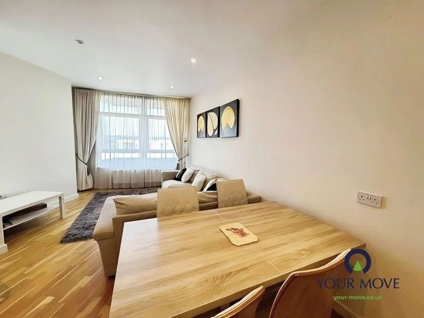 Park Street, Ashford, Kent, TN24, photo 3