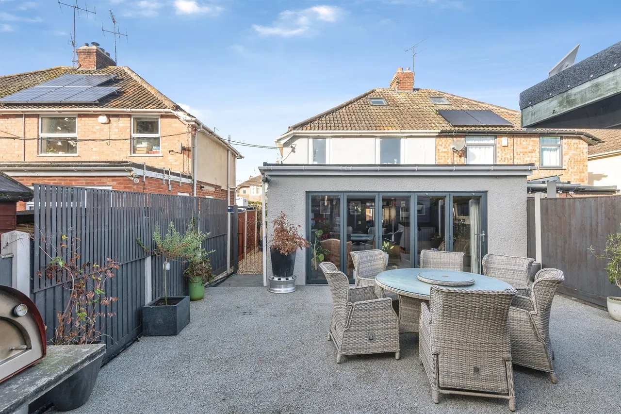 Draycott Avenue, Taunton, TA2, photo 3