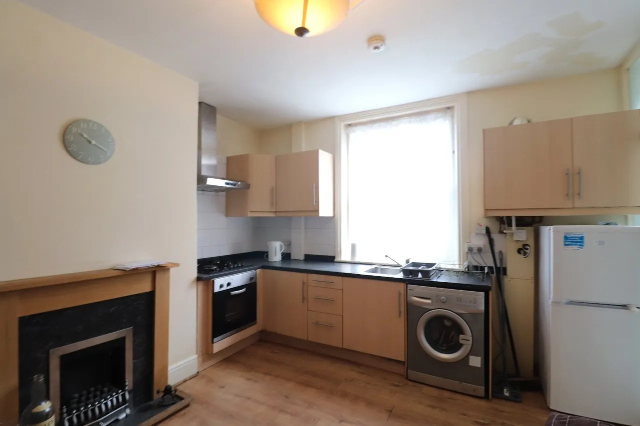 Great Northern Street, Morley, LS27, photo 5