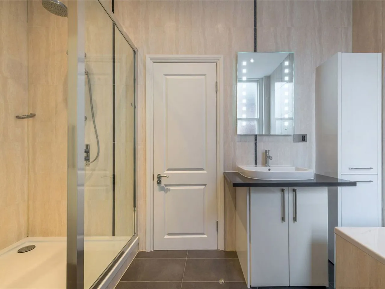 6b Langland Mansions, 228 Finchley Road, London, photo 9