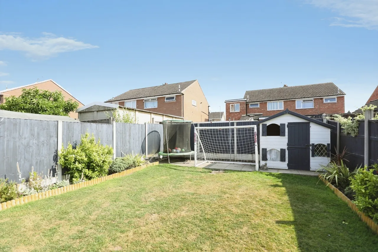 Borrowdale Close, Wistaston, Crewe, Cheshire, CW2, photo 4