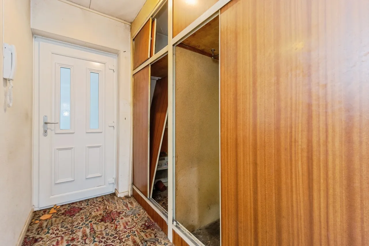 Oakfield, Sale, Greater Manchester, M33, photo 10