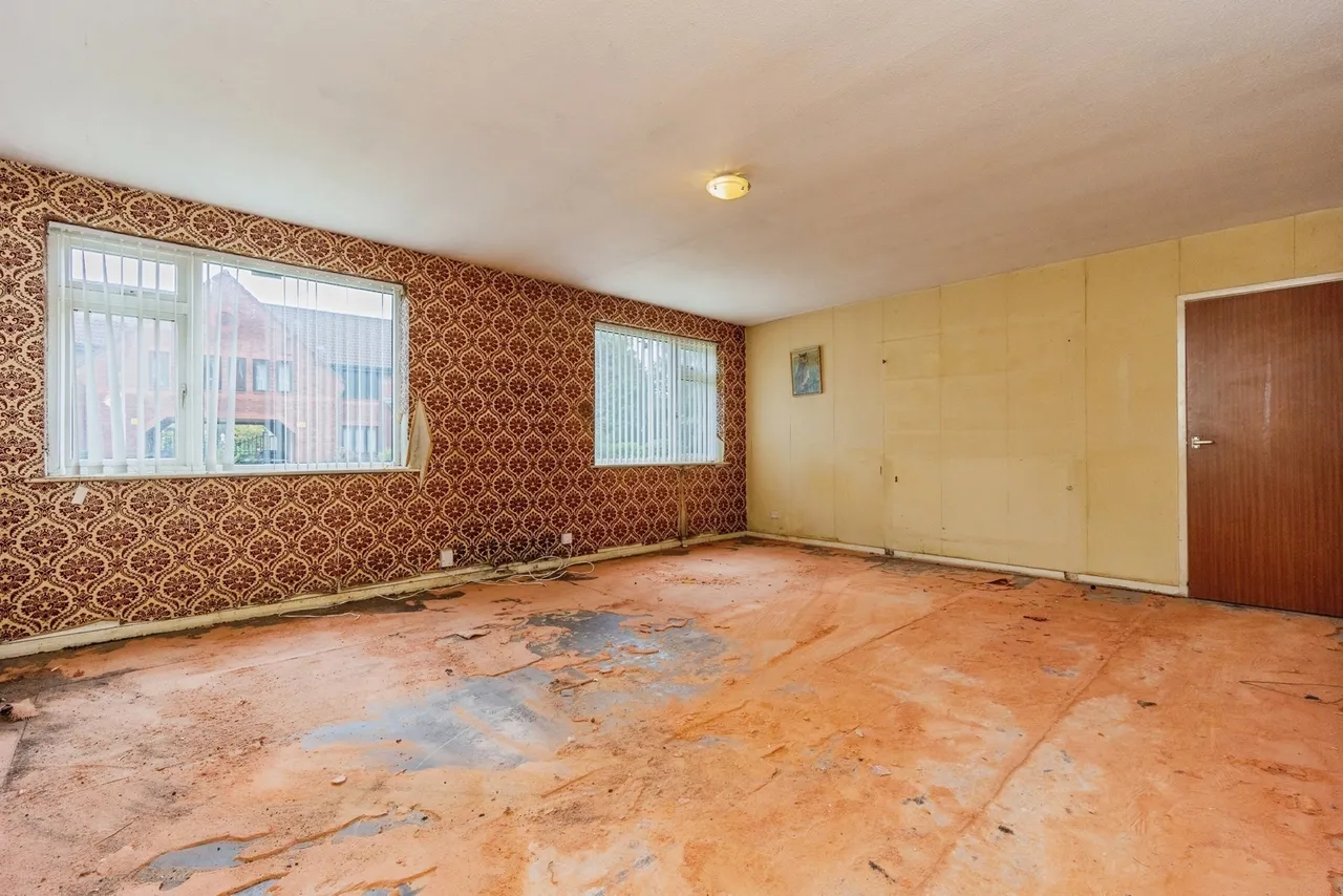 Oakfield, Sale, Greater Manchester, M33, photo 11