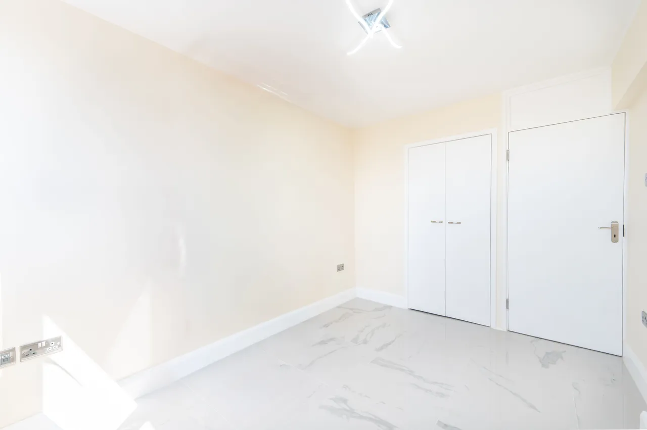 42 Summit Court, 43-53 Shoot Up Hill, London, photo 6