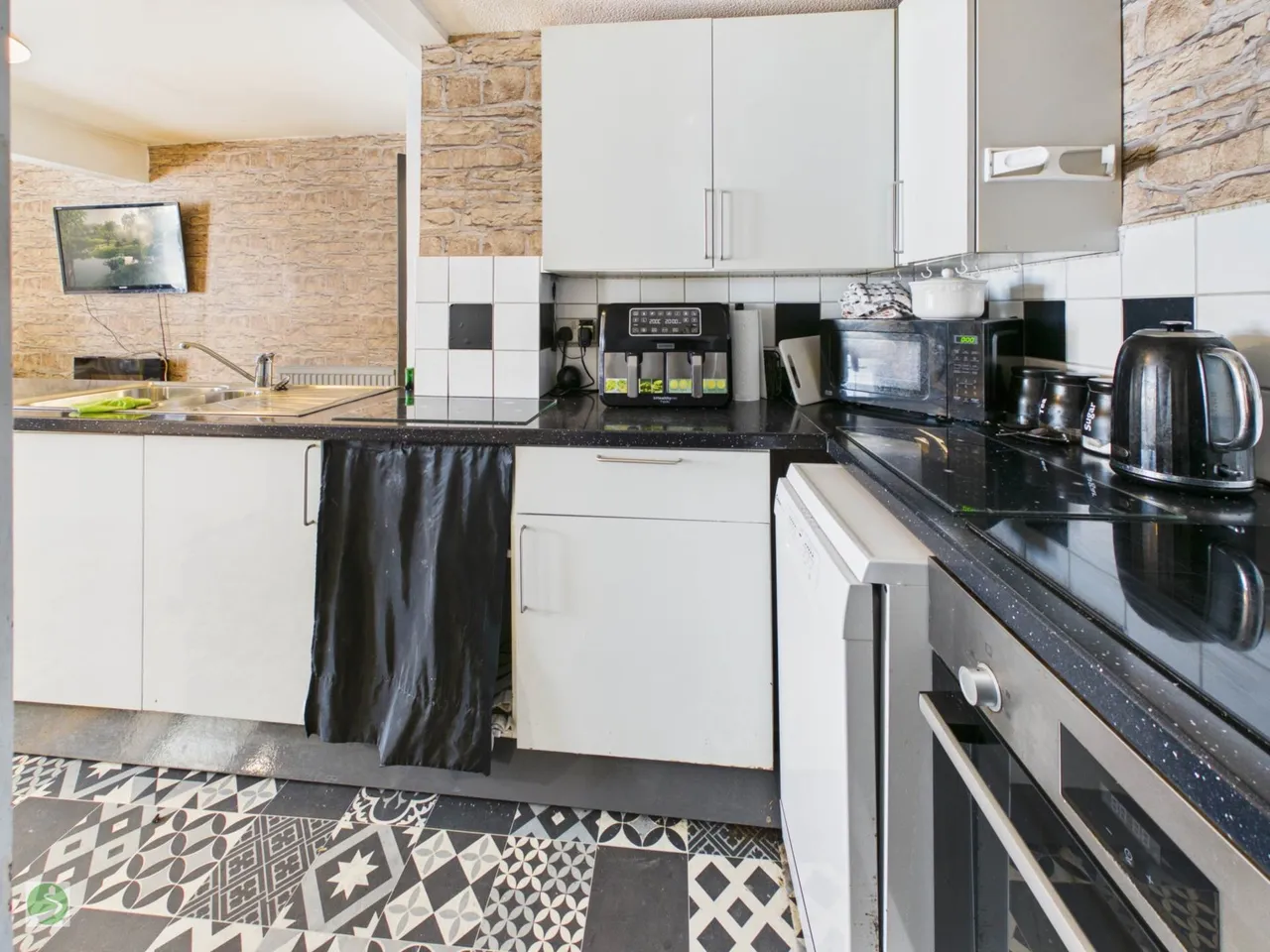 Shutta Road, East Looe, PL13 1BJ, photo 12