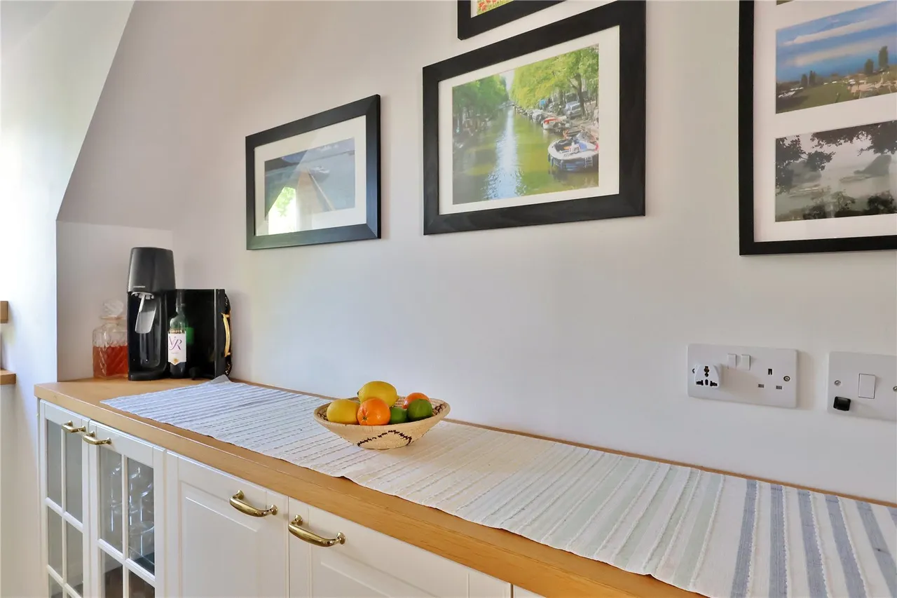 Alexandra Gardens, Knaphill, GU21, photo 12