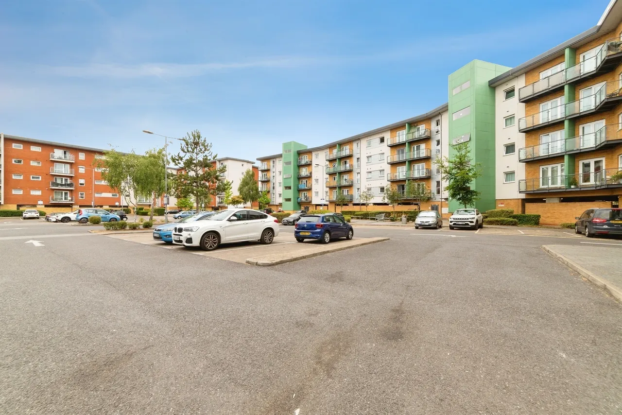 Parkhouse Court, Hatfield, AL10, photo 12