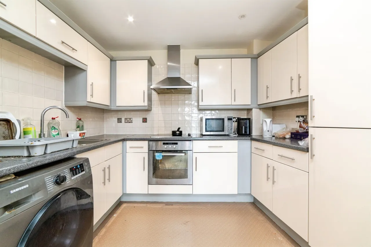 Parkhouse Court, Hatfield, AL10, photo 2