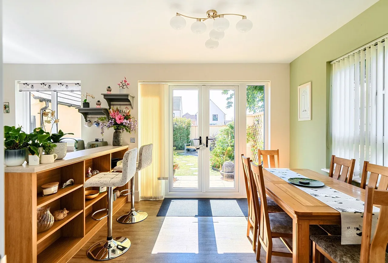 Packer Way, South Gloucestershire, Frenchay, BS16 2GE, photo 2