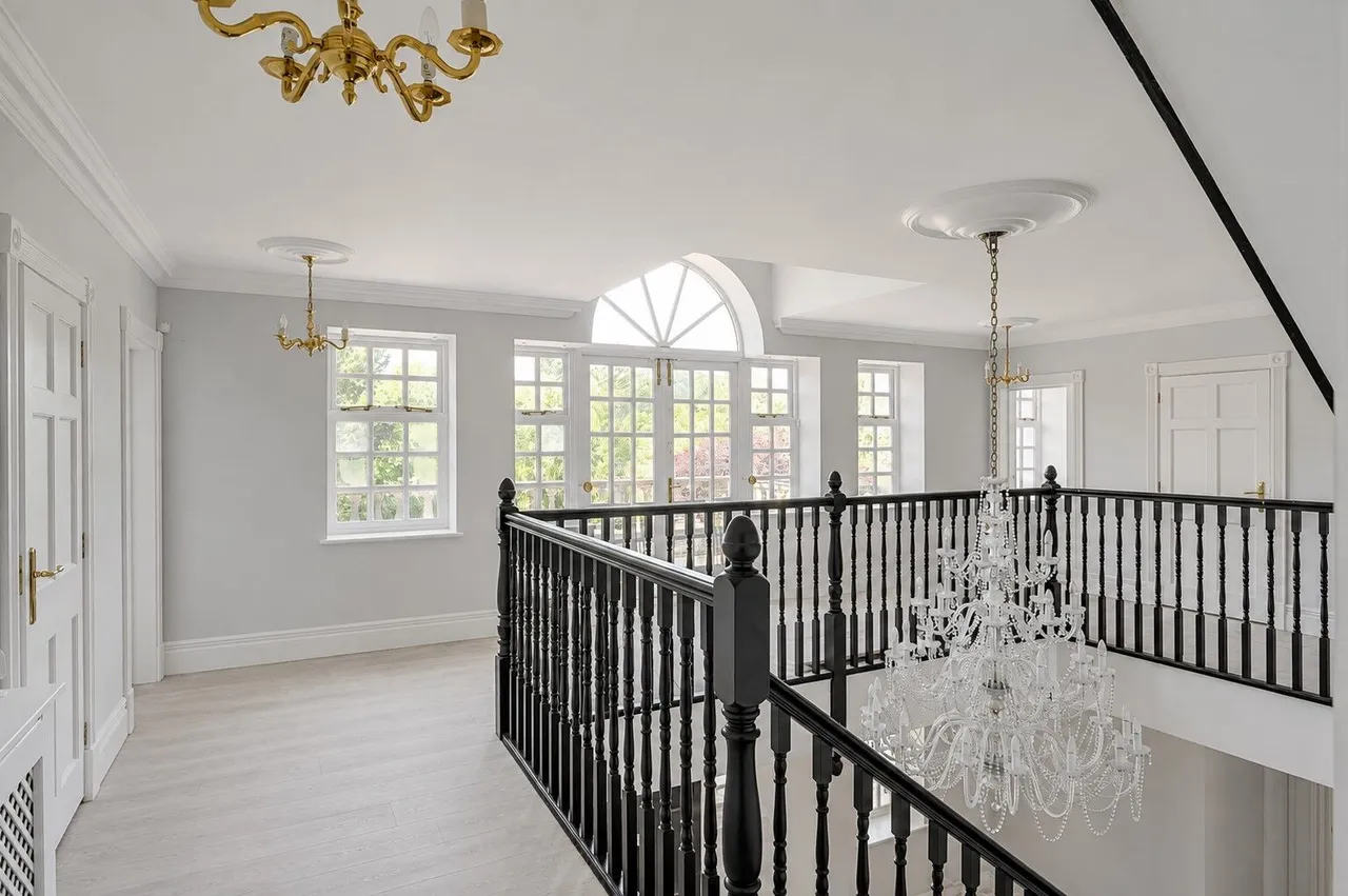 Nightingale House, London Road, Ascot, photo 12