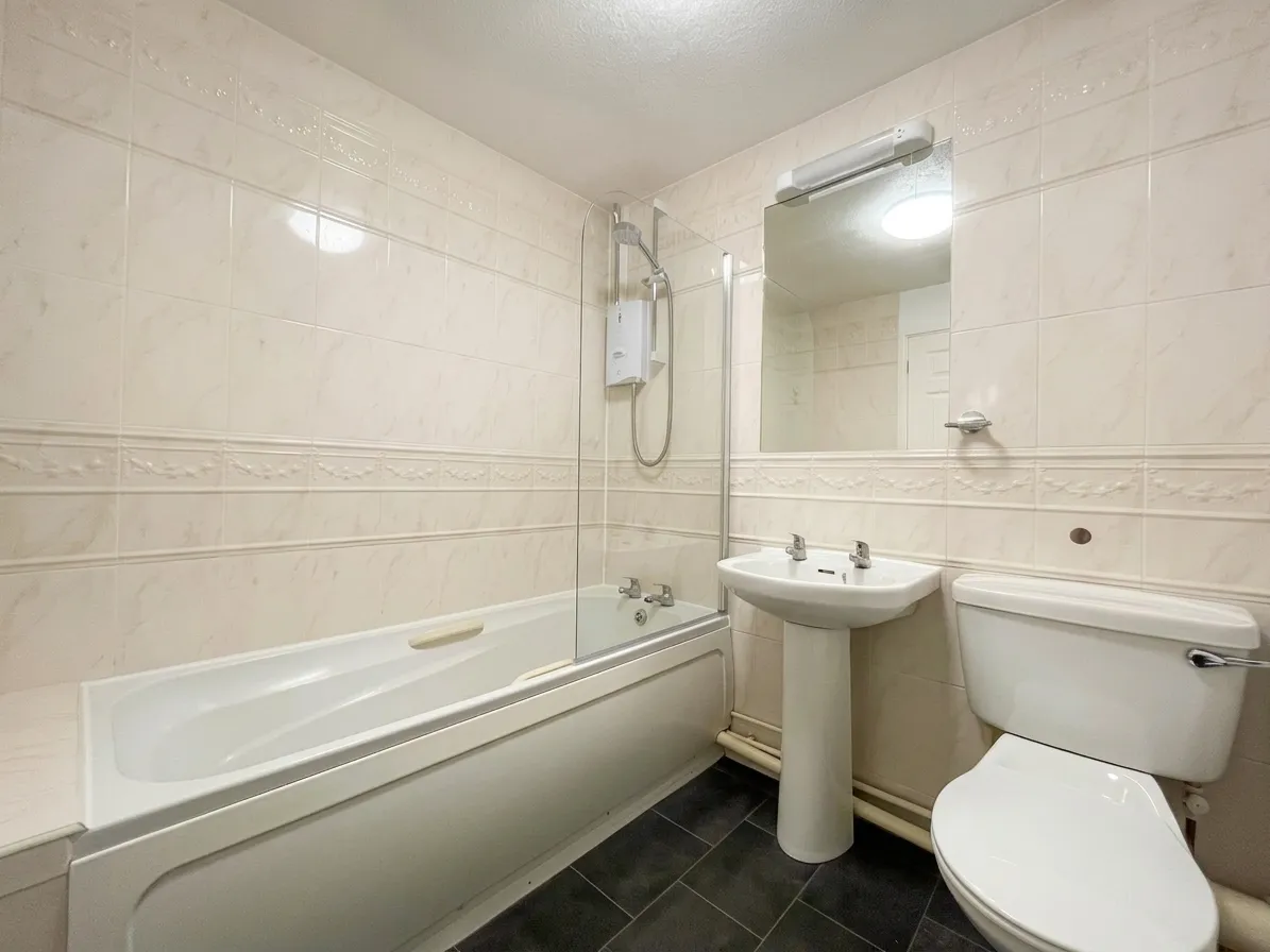 London Row, Arlesey, SG15, photo 10
