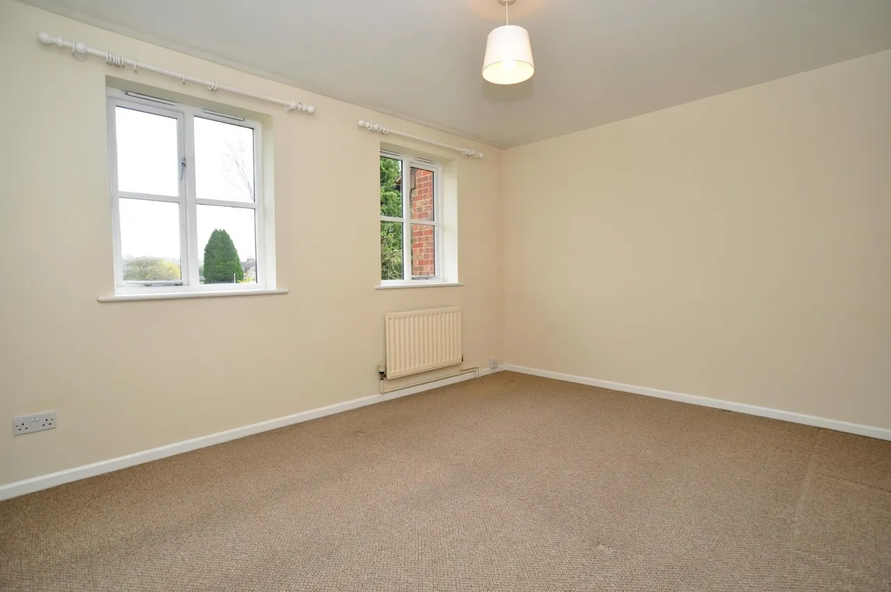 London Row, Arlesey, SG15, photo 6