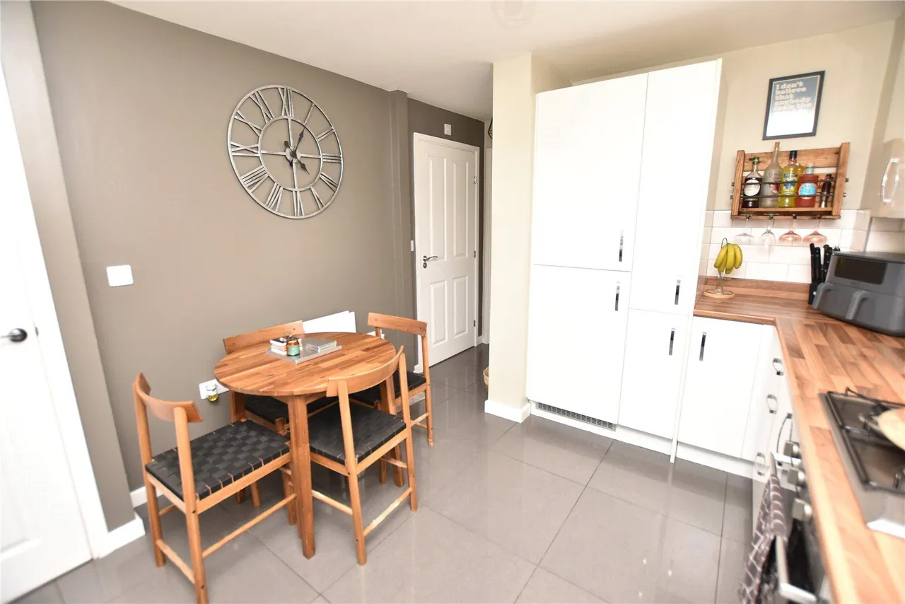 Dragon Close, Killingbeck, LS14, photo 3