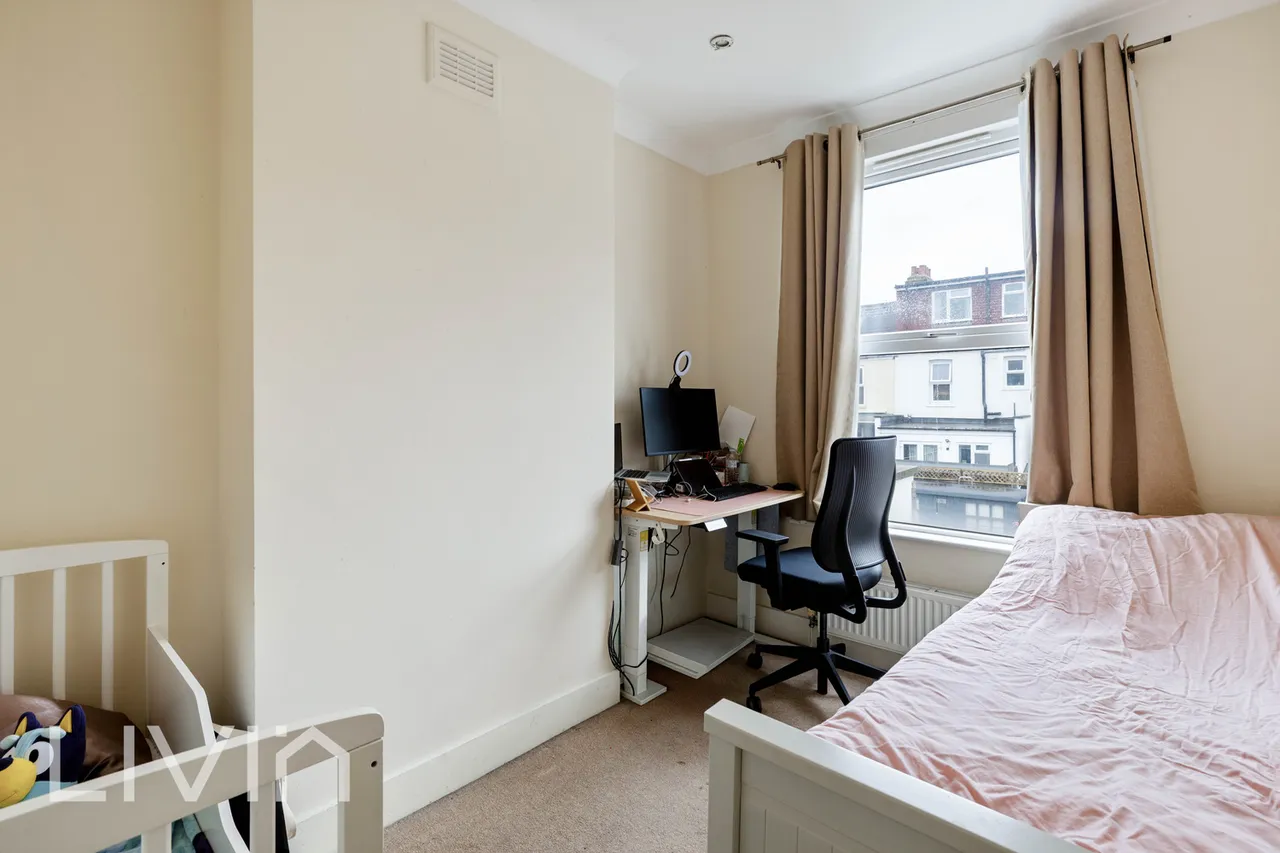 Winterbourne Road, Thornton Heath, CR7, photo 9